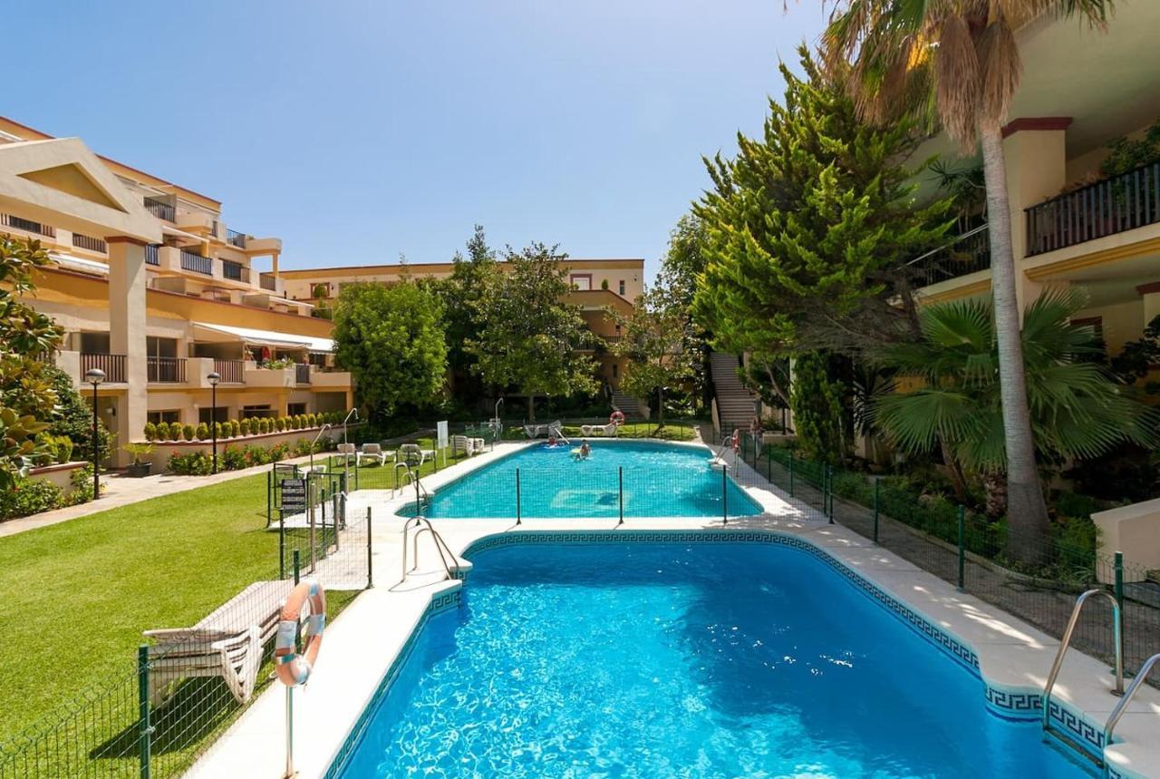 Oleholidays Romana Playa 146 Vistas Al Mar Marbella Bagian luar foto